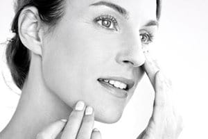  - Les rides- Comment puis-je agir sur les ridules et les rides profondes qui marquent mon front et les contours de mes yeux et de ma bouche ?