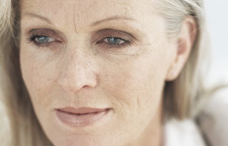 Visage d'une femme d'âge mûr