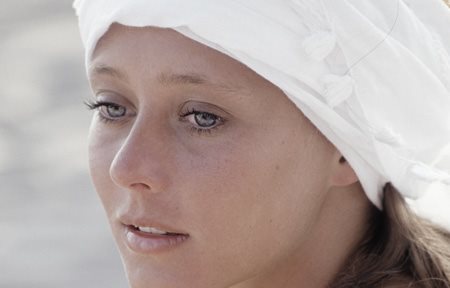 Visage d'une jeune femme